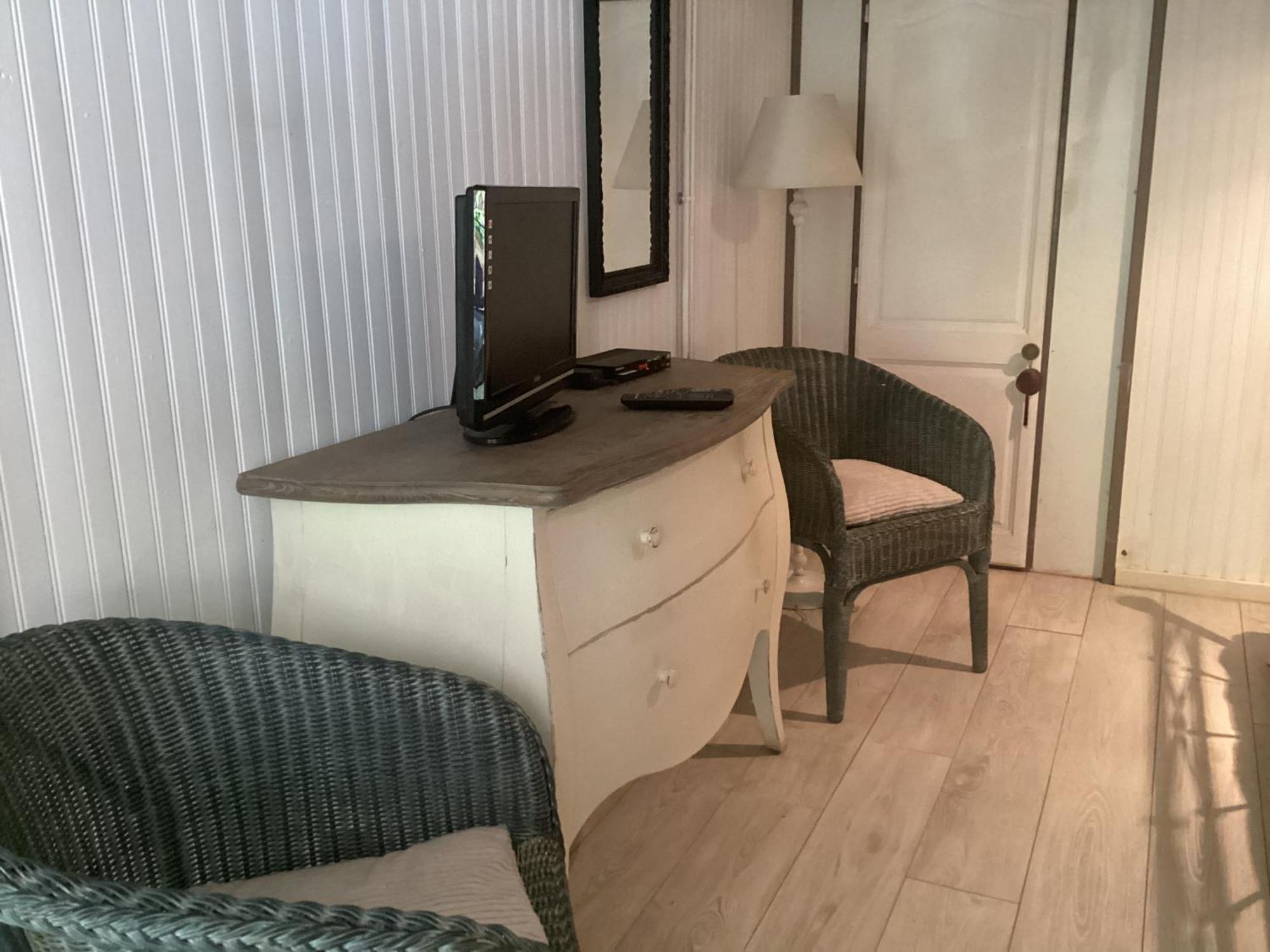 Châteauroux Le Lavoir Bed & Breakfast エクステリア 写真
