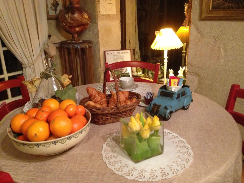 Châteauroux Le Lavoir Bed & Breakfast エクステリア 写真