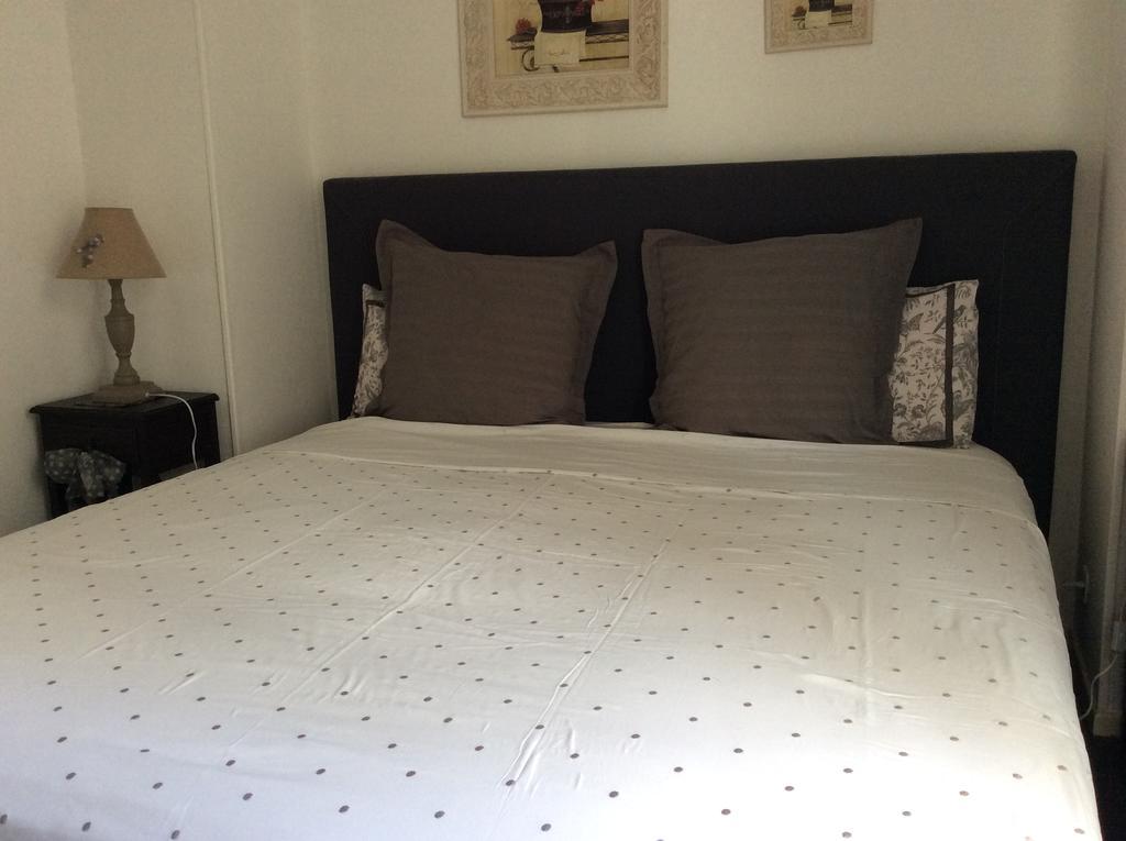 Châteauroux Le Lavoir Bed & Breakfast エクステリア 写真