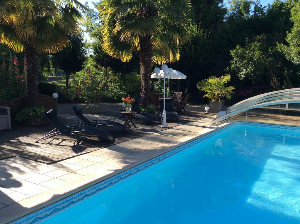 Châteauroux Le Lavoir Bed & Breakfast エクステリア 写真